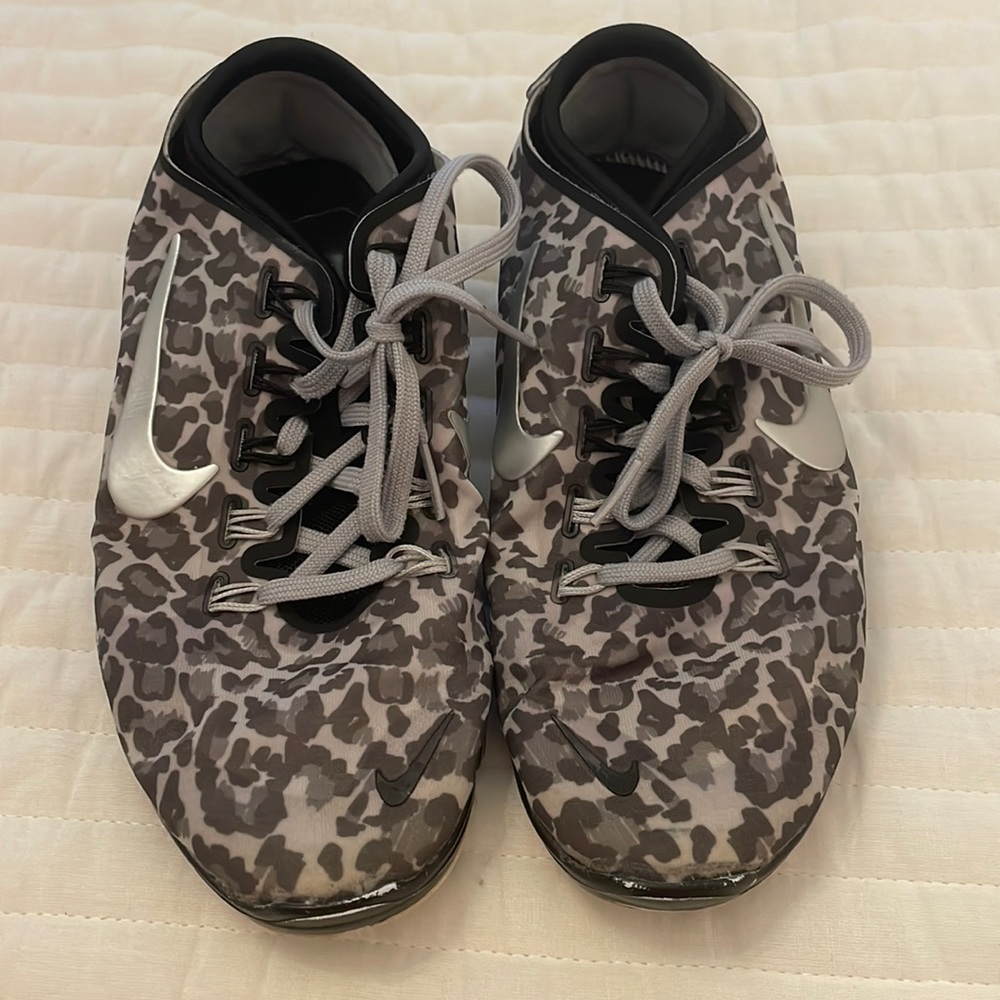 Women’s Nike shoes